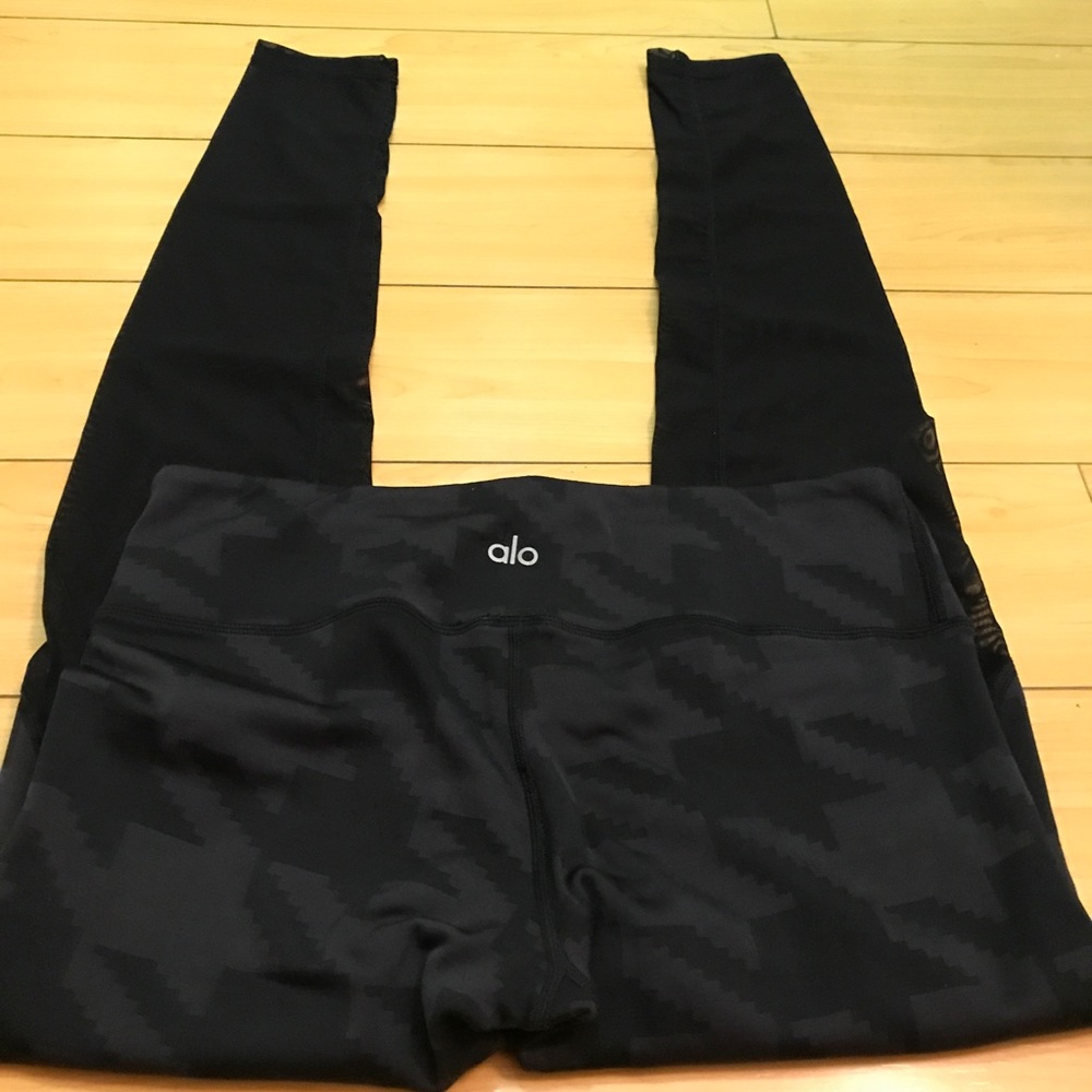 Alo yoga leggings